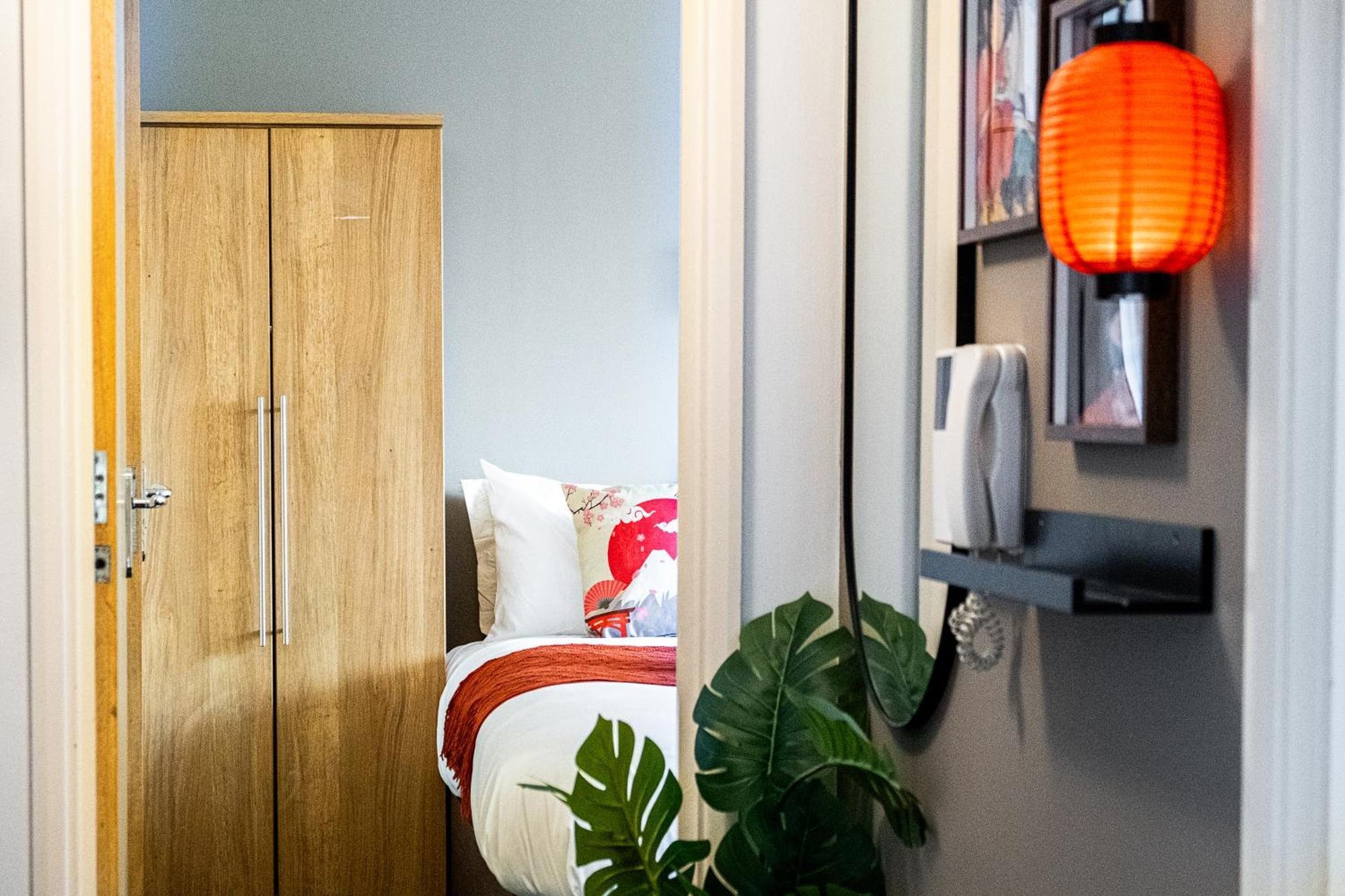 Anime Suite - Central And Free Parking With Netflix Birmingam Exterior foto