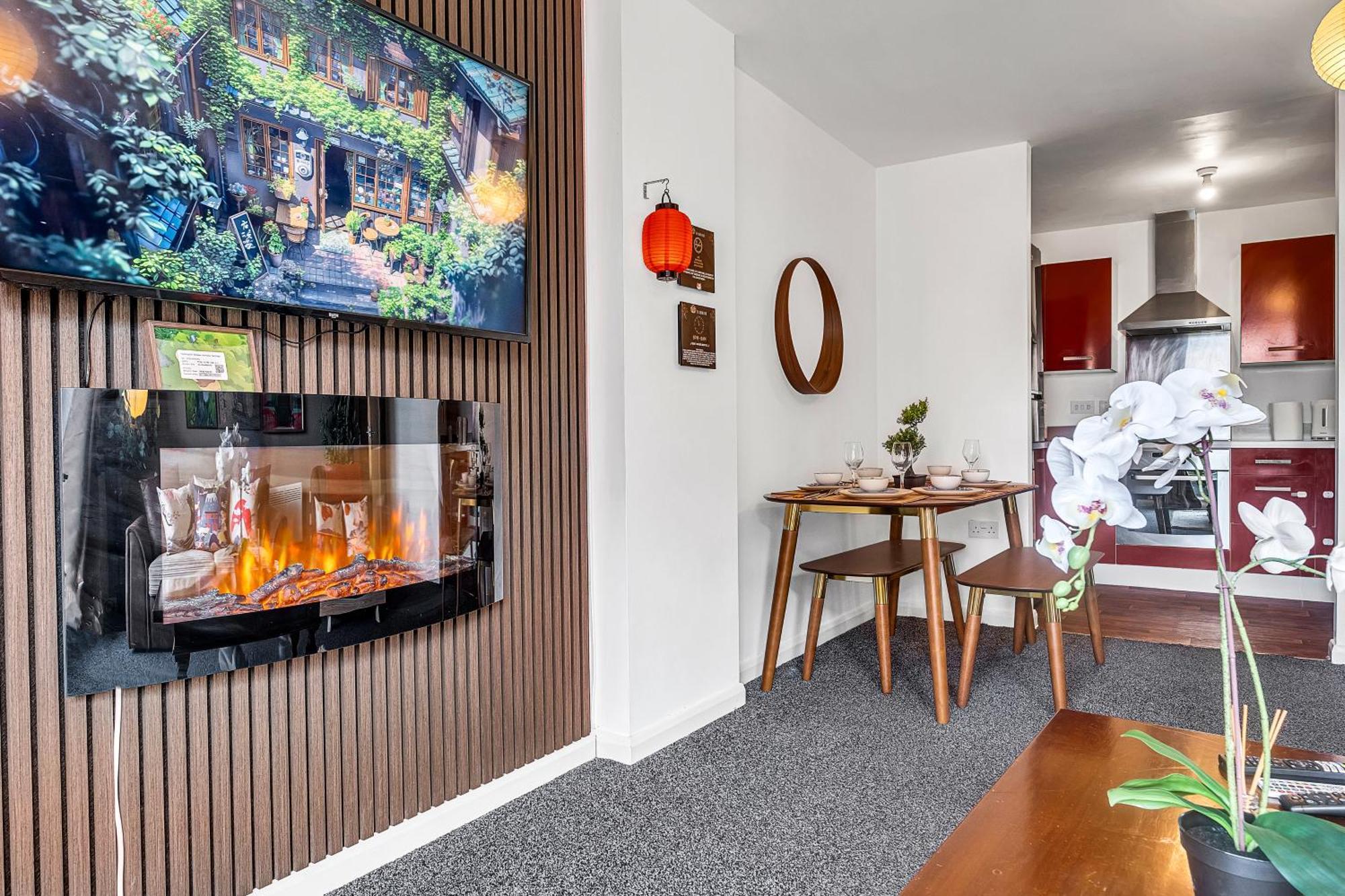 Anime Suite - Central And Free Parking With Netflix Birmingam Exterior foto
