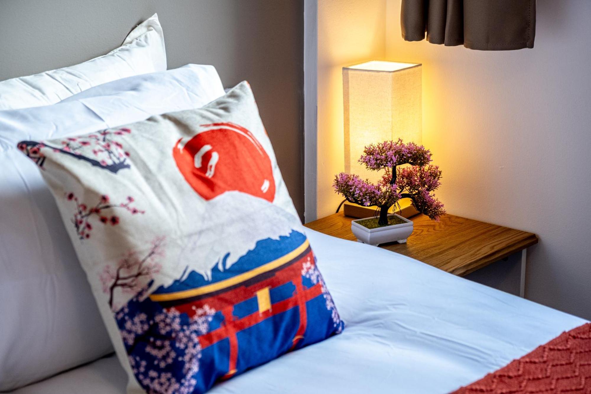 Anime Suite - Central And Free Parking With Netflix Birmingam Exterior foto