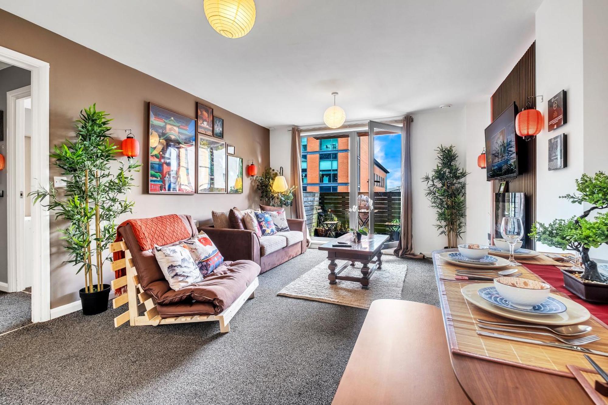 Anime Suite - Central And Free Parking With Netflix Birmingam Exterior foto